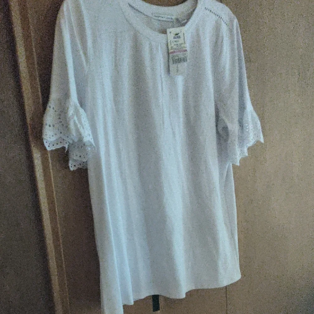 Notations Classic White Tee With Eyelet Sleeves - Picture 1 of 8